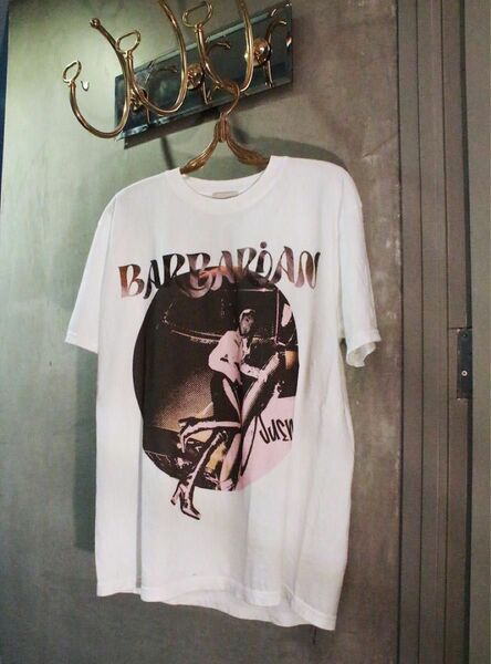 BARBARIAN TEE 