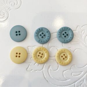 手芸用 ボタン イタリアブランド LAURA GIACCONE イエロー、ブルー 1.8センチ 各3個