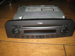  used! original Alpha Romeo latter term 147 GT GTA. same color bla Klein Pas code code number equipped audio CD player 