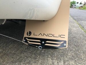 デリカD:5前期車用☆マッドフラップ（サンドベージュ）☆LANDLIC JAPAN☆