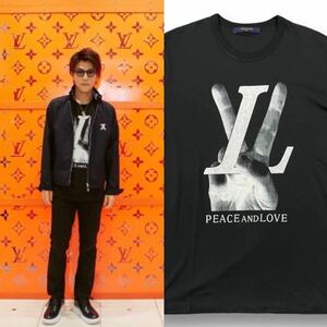 正規 3代目 JSB 岩田剛典着 18AW LOUIS VUITTON ルイ ヴィトン キムジョーンズ PEACE AND LOVE LV ロゴ Tシャツ 黒 S RM182 FMB HFY79W