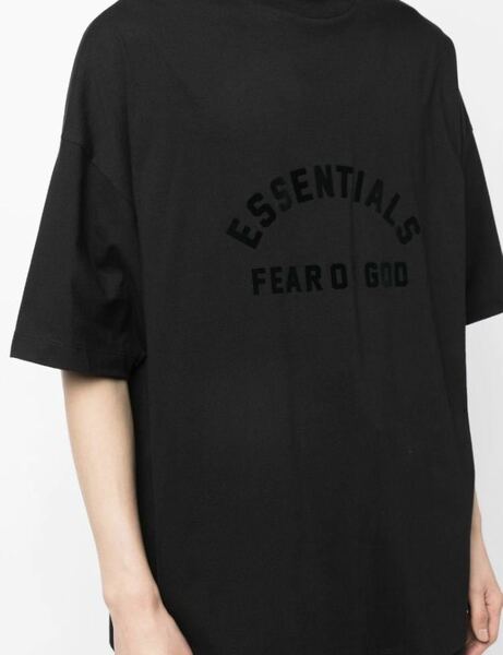 正規 新品 23AW FOG ESSENTIALS エッセンシャルズ FEAR OF GOD フィア オブ ゴッド ロゴ The Black Collection Tシャツ 黒 S 125SP232000F