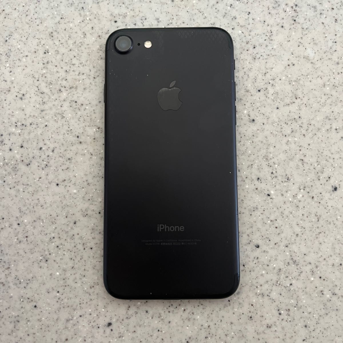 iPhone7 128GB BLACK SIMフリー バッテリー100%｜PayPayフリマ