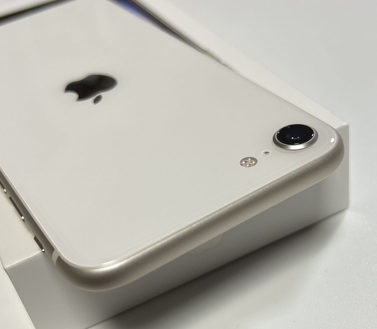 極美品iPhone SE 3 第3世代MMYD3J/A 64GB SIMフリーホワイト| JChere