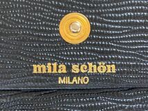 B3H157◆ ミラショーン mila schon 本革レザー ブラック色 ロゴ ボタン開閉 小銭入れ コインケース_画像10