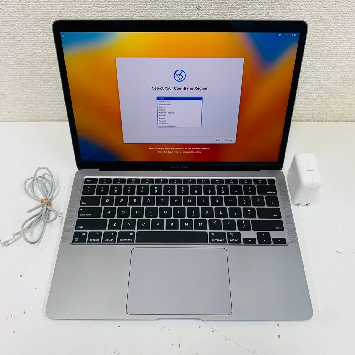 MacBook Air M1 2022 8GB 256GB USキーボード-