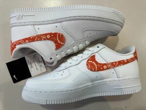 NIKE W AIR FORCE 1 07 ESS PAISLEY 23.5センチ 新品 DJ9942-102