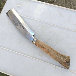  small of the back hatchet mountain . mountain work for ( used ) hatchet 