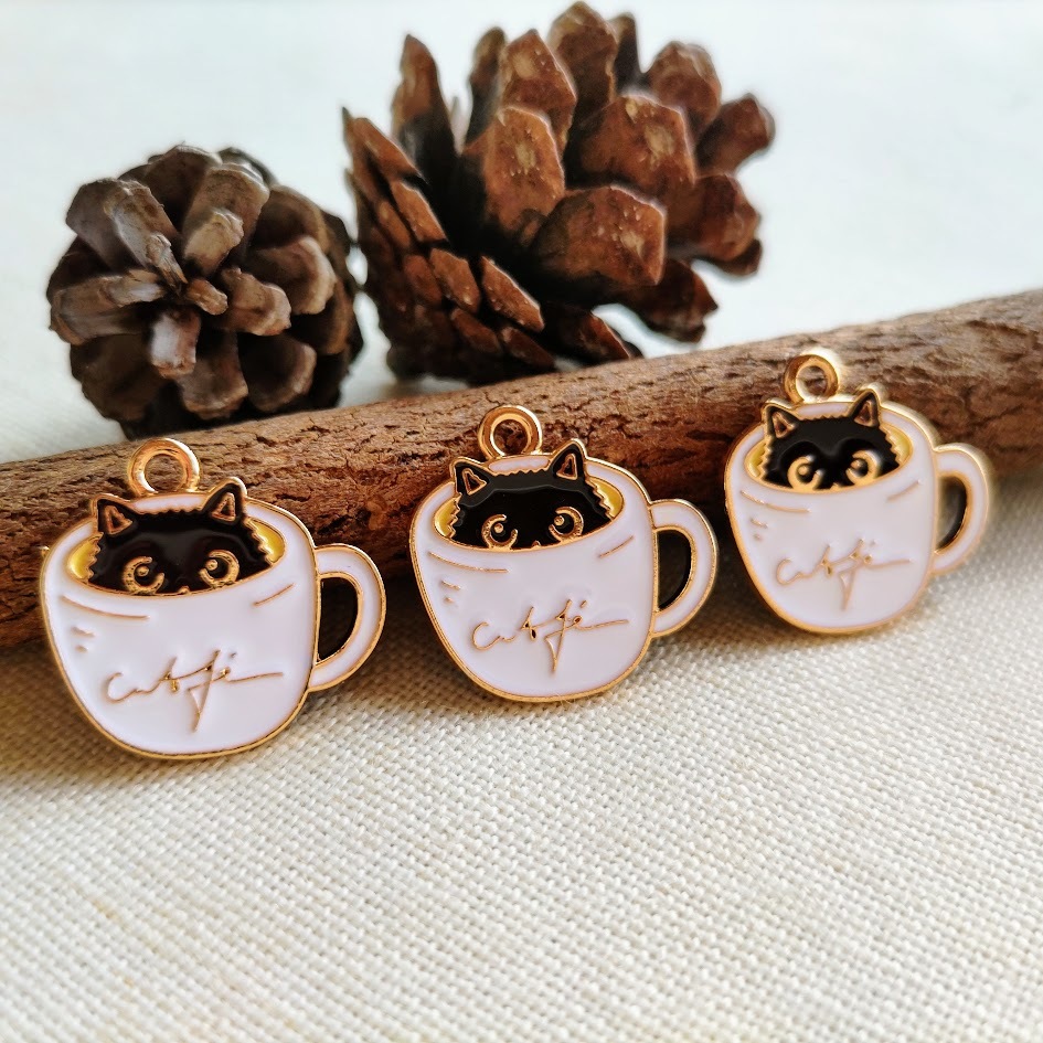 ●Immediate decision● [Craft supplies] 19 x 20 mm black cat coffee cup charms 6 pieces B421, Hobby, Culture, Handcraft, Handicrafts, others