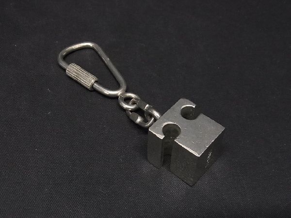 小売価格 ロエベ キーリング ブラック シルバー ノット 美品 チャーム