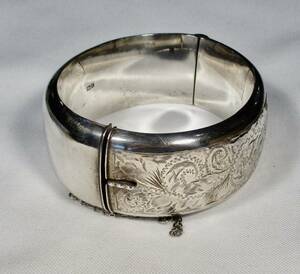 * 925 silver Britain made bangle for lady 1959 year made 