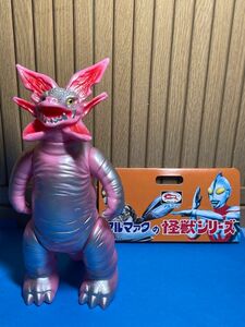 レア商品　ソフビ ブルマァク　ピンクガボラ　ウルトラマン