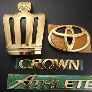 7トレジャー 【 トヨタ 210系 クラウン アスリート TOYOTA 210系 CROWN ATHLETE 】 プレミアム ゴールド エンブレム F & R 4点セット