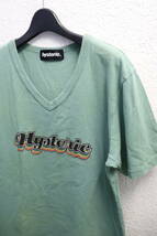 即決 2000年代初頭 HYSTERIC GLAMOUR ヒステリックグラマー ブランドロゴプリント 半袖VネックTシャツ メンズ FREE 柔らかなグリーン系_画像2