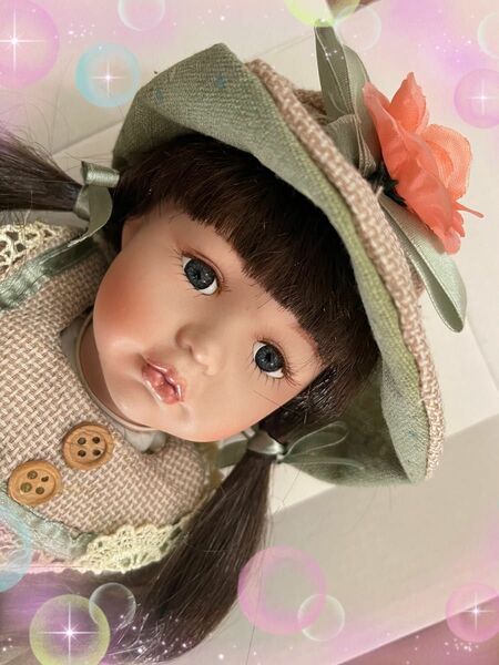 未使用品　Doreelain Doll 人形