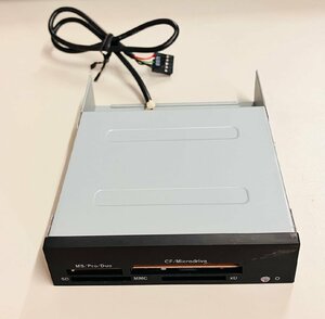 YXS340★中古動作品★内蔵型マルチカードリーダー 3.5インチ 黒 　 FRONTIER　PC取り外し品