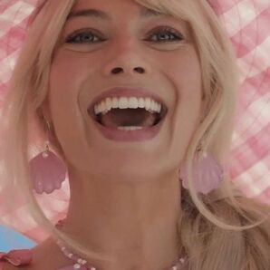 バービー 映画 ピンク ギンガムチェック 女優帽 ＆ ピアス ネックレス のフルセット / Barbie コスプレ ピンク 