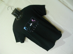 ssy7043 ユニクロ UNIQLO ■ YOASOBI ■ 半袖 Tシャツ ブラック フロントプリント ハルジオン クルーネック Lサイズ