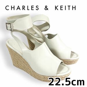 CHARLES & KEITH チャールズ アンド キース ＊ウェッジアンクルストラップ オープントゥサンダル ホワイト ３５（22.5cm）