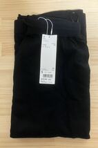 新品　ユニクロ　メリノブレンドフレアスカート　Sサイズ　ブラック_画像2