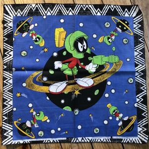  free shipping Vintage bandana Looney Tunesma- bin The maji car n total pattern Made in USA America stock miscellaneous goods handkerchie Vintage A0634