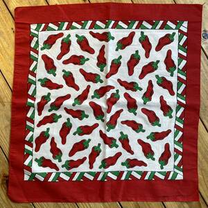  free shipping Vintage hot Chile pepper bandana chili pepper total pattern Made in USAmeki deer n handkerchie America stock miscellaneous goods Vintage A0821