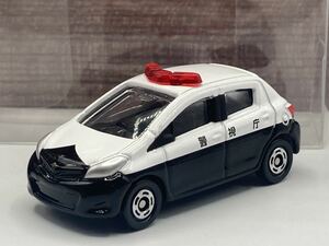 即決有★トミカ ギフト イオン トヨタ TOYOTA ヴィッツ パトロールカー 警察キャリアカー パトカー 警視庁★ミニカー