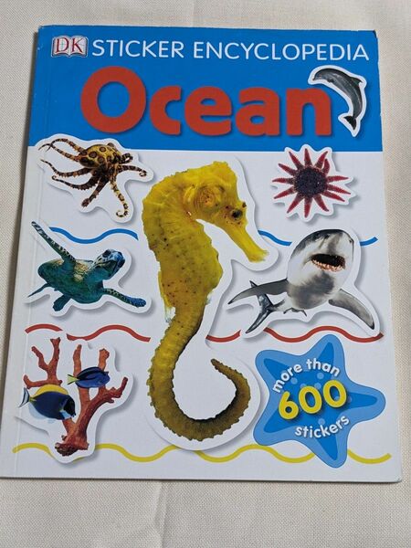 洋書 Ocean 海の生き物シール絵本 図鑑 ステッカー 知育