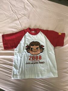 ペコちゃん　tシャツ