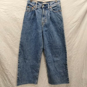 リーバイス プレミアム Levis　Premium　　RIBCAGE PLEATED CROP プリーツクロップ デニム　ジーンズ　ワイド　ハイウエスト　バギー　wide