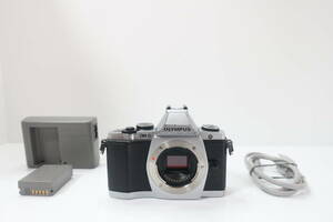 ★人気★ OLYMPUS オリンパス E-M5 充電器付 #2559