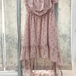 Forever21 ベアトップ　花柄　フリル　ティアード　ワンピース　S