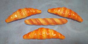 食品サンプル：クロワッサン フランスパン マグネット リアル 4個 美品 2306/オクパナ