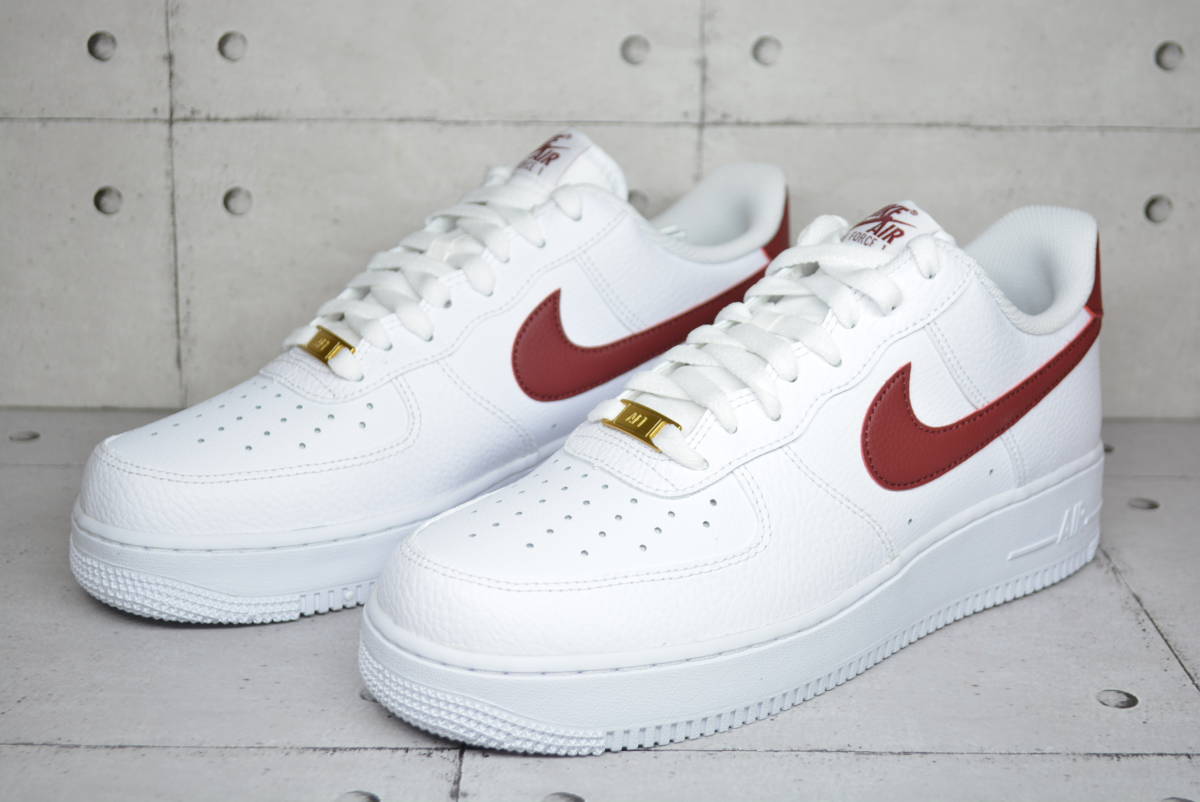 ヤフオク! -「nike air force 1 low red」の落札相場・落札価格