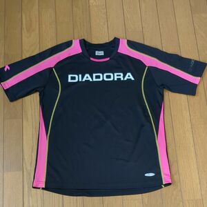 DIADORA 半袖Tシャツ　Ｌサイズ　　　　 ディアドラ　スポーツウェア中古品