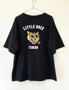 PENNEYSぺニーズ　トラ刺繍　オーバーサイズTシャツ