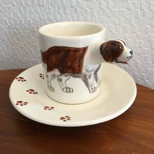 Art hand Auction Saint-Bernard | Ensemble de tasses et soucoupes Animal 3D, Collection 3D, cadeau fait à la main, chien, poterie, tasse à café (nouveau) (acheter maintenant), ustensiles à thé, tasse et soucoupe, Tasse à café