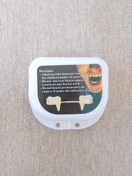 バンパイアの牙 ハロウィン 伸縮可能入れ歯セット コスプレ