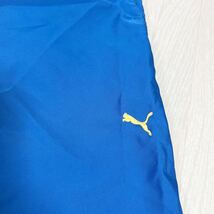 美品　PUMA プーマ　水着　スイムウェア　160 ブルー　イエロー　青　ハーフパンツ 海パン　刺繍ロゴ　インナーパンツ付き_画像3