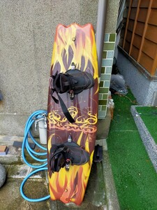 ウェイクボード WAKEBOARD ビンディング付き約1360cm