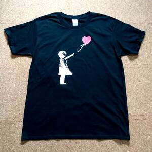 BANKSY・バンクシー・風船と少女・プリントTシャツ・黒・Ｌ