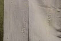 きもの今昔５５３２　色無地きもの　広衿袷仕立て　正絹高級紋意匠生地　極淡い藤色地　地文様は木目模様　　身丈１５９ｃｍ_画像6