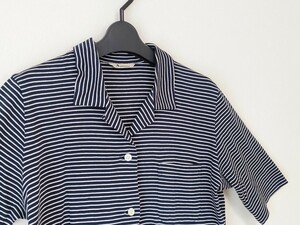 【アクアスキュータム】●状態良い●Aquascutum●綿の五分袖カーディガン●大きめ９号●肌触り良い綿・細目ボーダー柄●