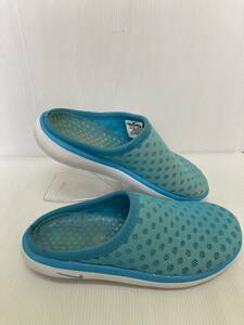 * goods with special circumstances! Nike air Rige .bineito mules 3 441377 401 24.0. fluorescent lamp because of sunburn . left right color error equipped, middle bed . yellow tint equipped!