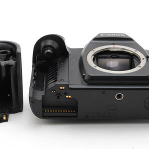 Canon EOS-3 ボディ フィルム一眼レフカメラ 動作も写りもOKです。新品時のマット感あり、かなりキレイです。ボディキャップ付きです。の画像8
