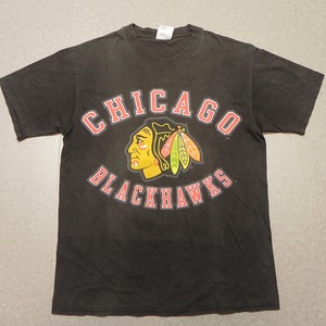 ■ 90s ～ USA製 ビンテージ ヘインズ NHL Chicago Blackhawks ブラックホークス ロゴ プリント 半袖 Tシャツ M 黒 古着 ■a