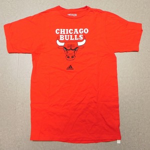 シカゴ ブルズ chicago bulls アディダス Tシャツ size S adidas 赤 ★d