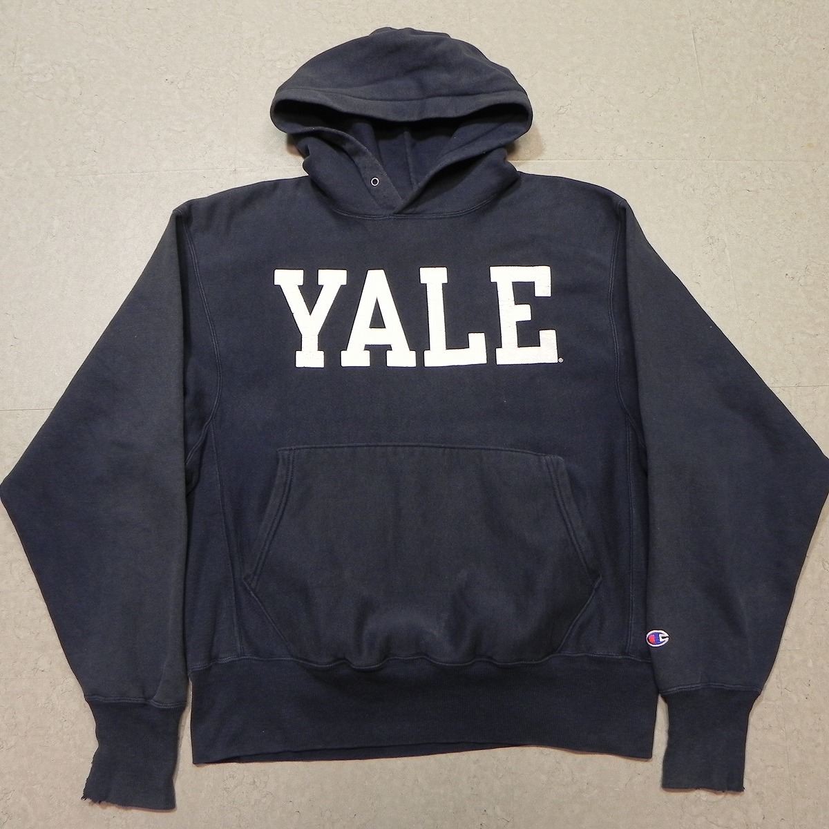 ヤフオク! -「チャンピオン yale」(パーカ) (男性用)の落札相場・落札価格