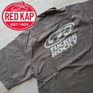 A926 ワーク シャツ RED KAP 半袖 アメリカ 古着 XXL バック プリント 袖 バイク パーツ ショップ TUCKER ROCKY メーカー ツール 部品 2XL 