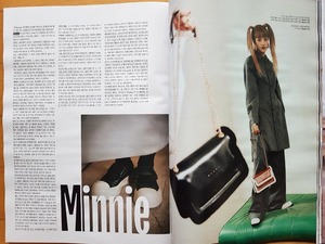 (G)I-DLE Minnie & Shuhua ミンニ シュファ/韓国雑誌切り抜き 8P/2022年